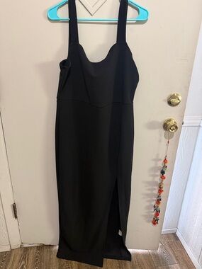 SHEIN Black Sleeveless Midi Dress with Slit